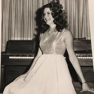 Meet your Posher, Renee